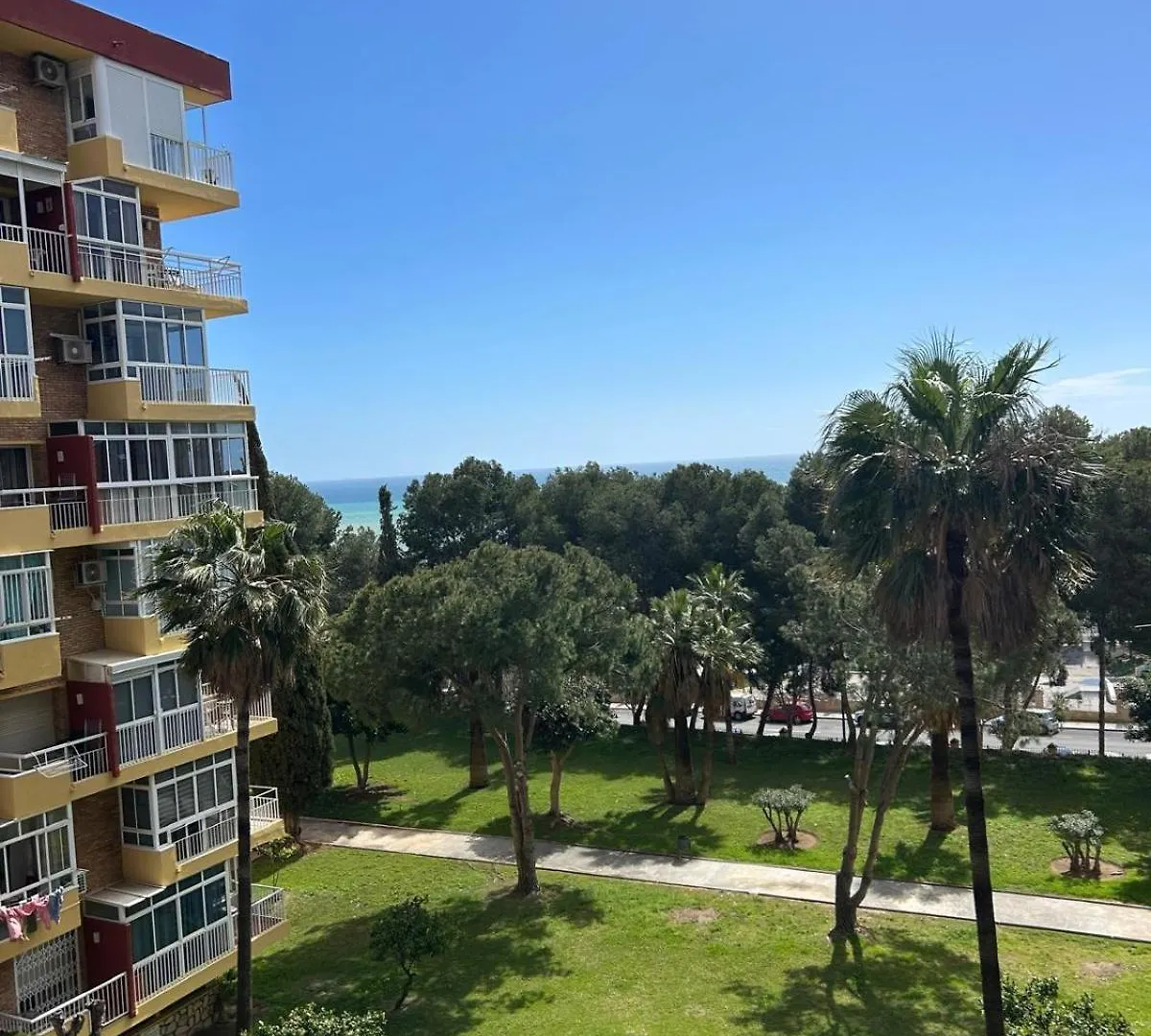 Niki Студія Нова, Після Ремонту Benalmádena 0*,  Espagne